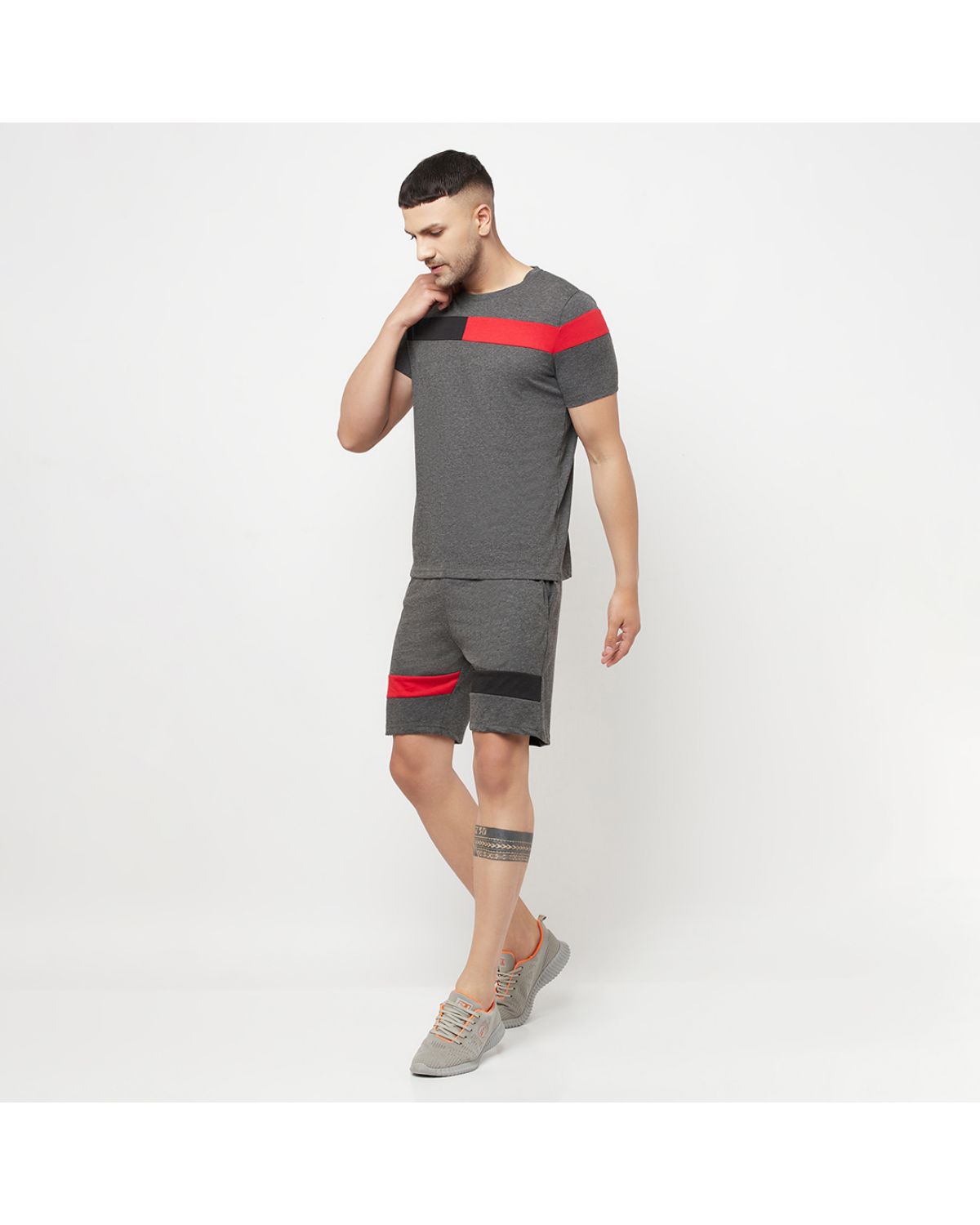 Stripes Knee Length Shorts & Stripes Half Sleeve T-shirts For Men's